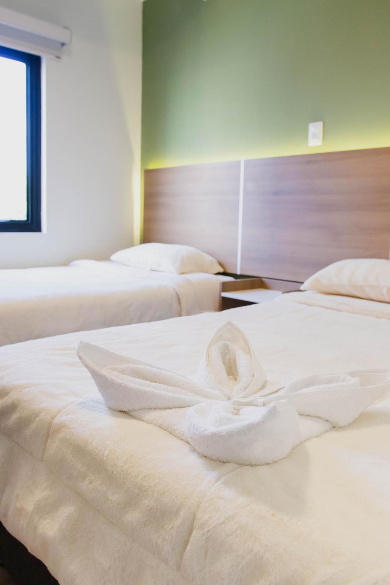 Zentra Hotel 치클라요 외부 사진