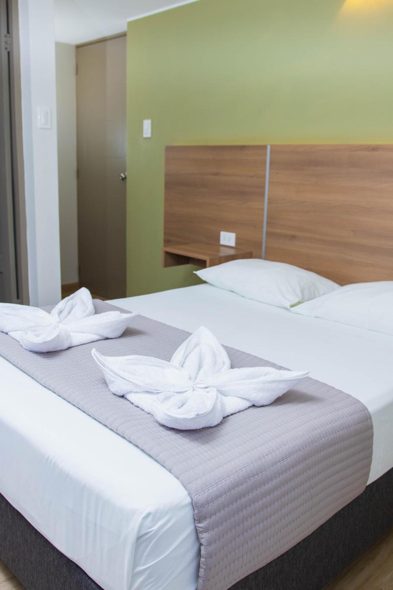 Zentra Hotel 치클라요 외부 사진
